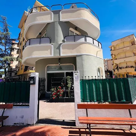 Ferienhaus Il Funghetto By Le Di Tati Ventimiglia